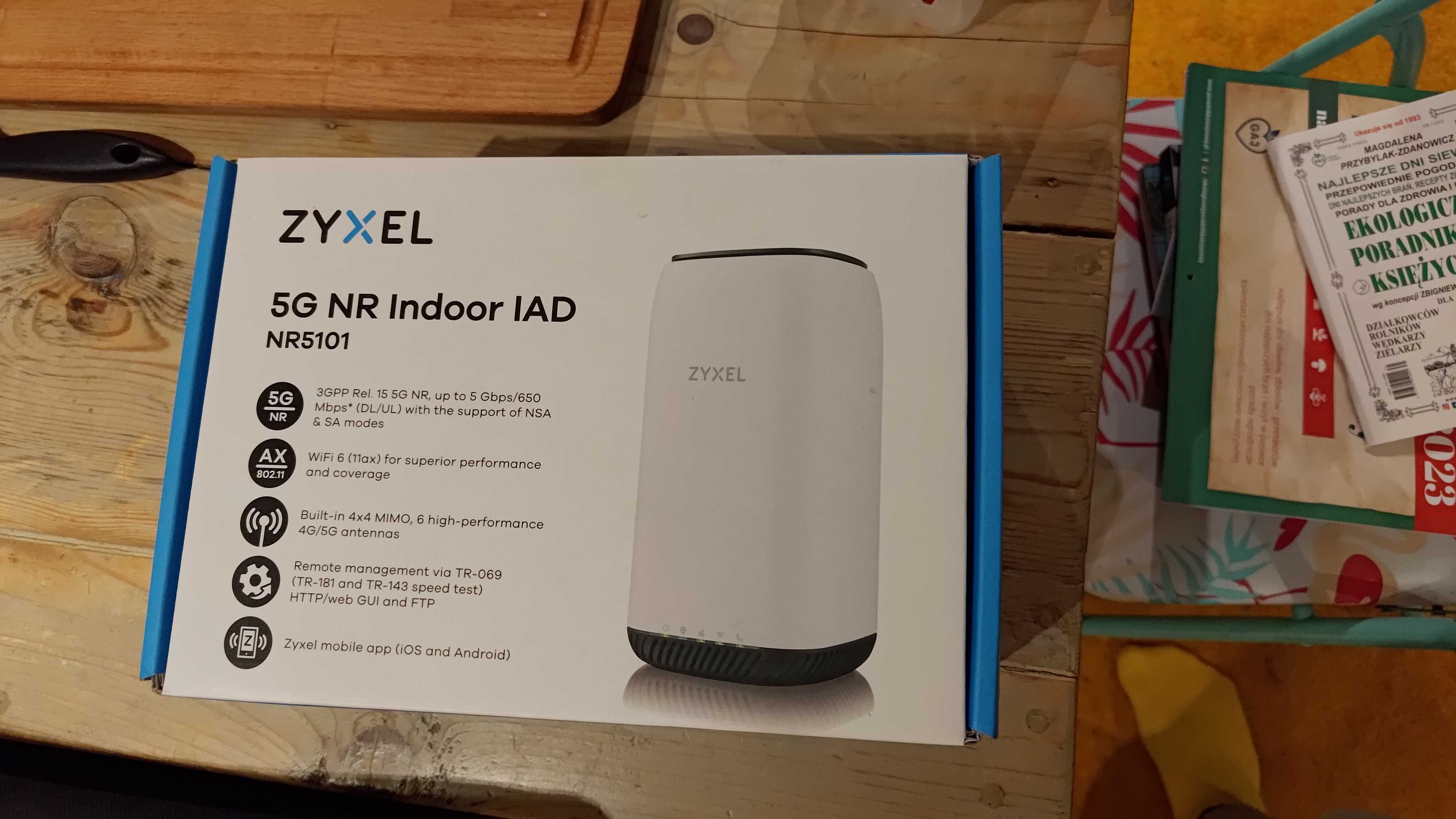 Router Zyxel NR5101 - modem 5G/ router