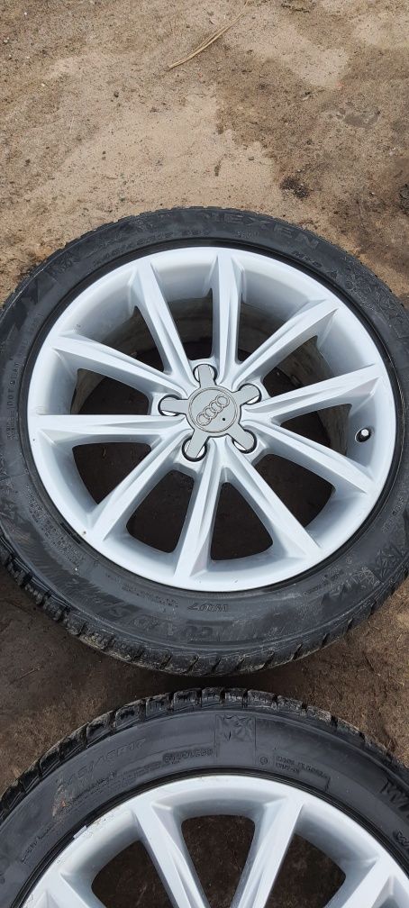 Продам комплект гуми з дисками 245/45R17