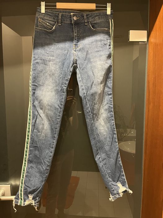 Damskie jeansy z lampasami Zara