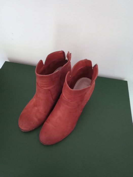 Botins salto castanho