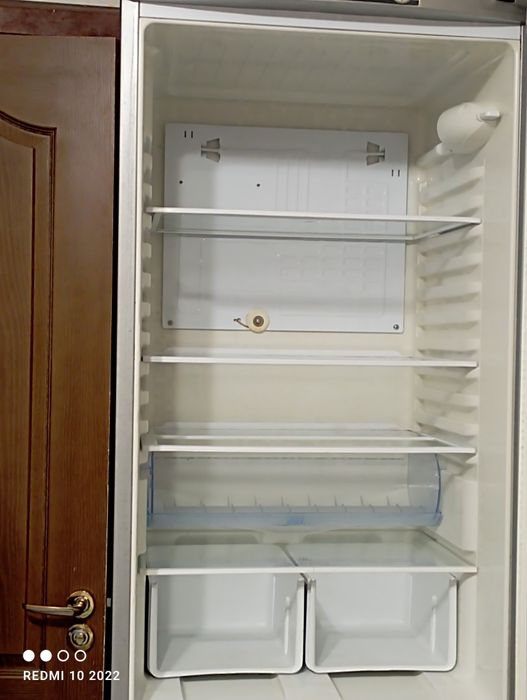 Продам холодильник