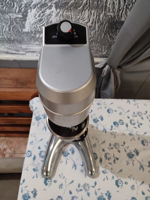 Блендер для молочних коктейлів (Шейкер)