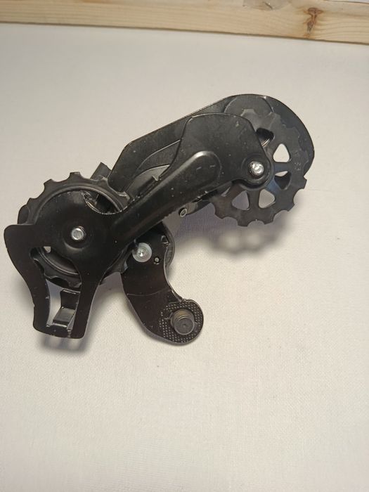 Задня перекидка передач Shimano  для велосипеда