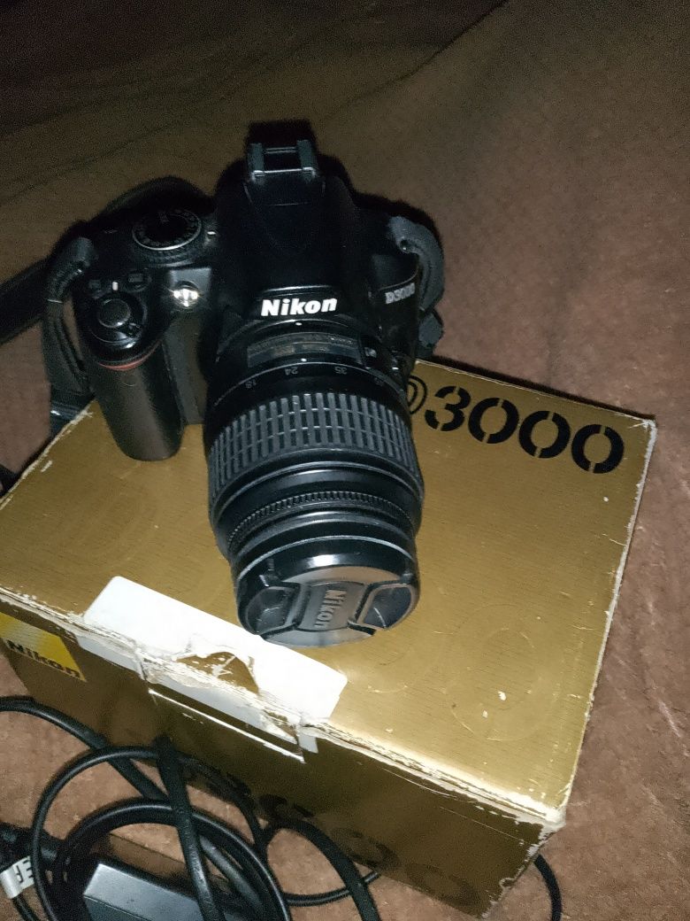 Aparat Nikon d3000