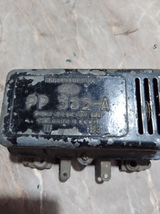 Реле регулятор москвич