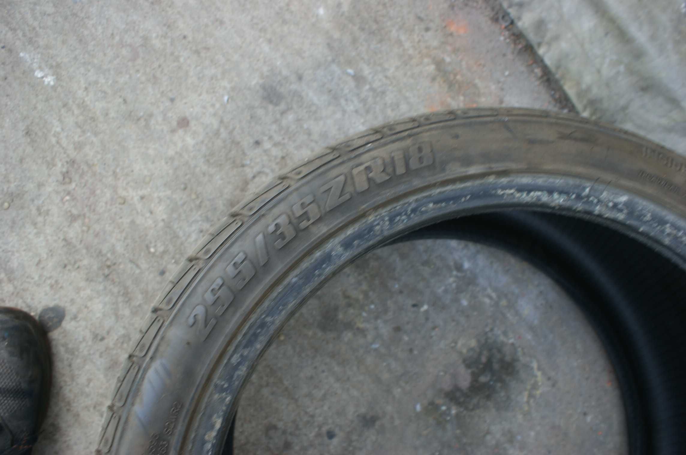 opona letnia Roadx  255/35 r18 2022r