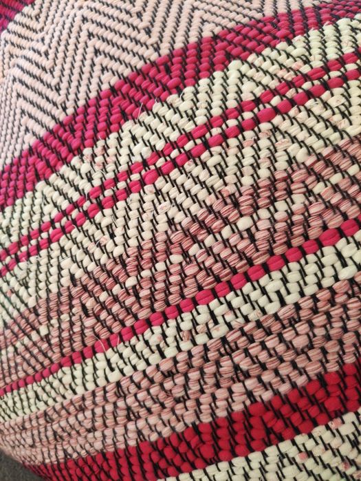 Ręcznie tkana poduszka dekoracyjna