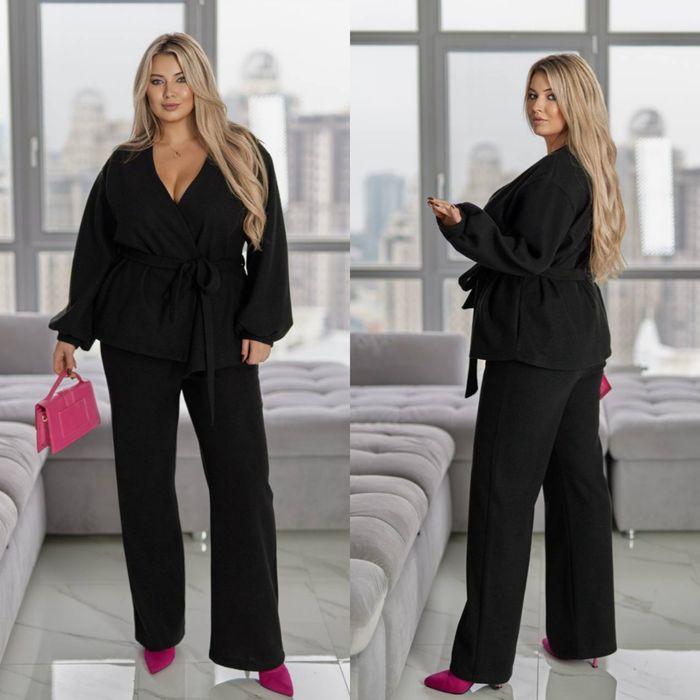 Костюм. Великі розміри