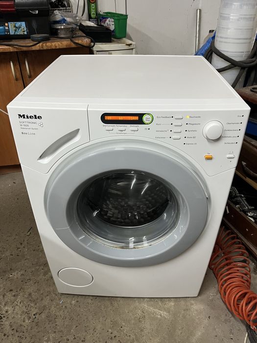Пральна машина MIELE W1935