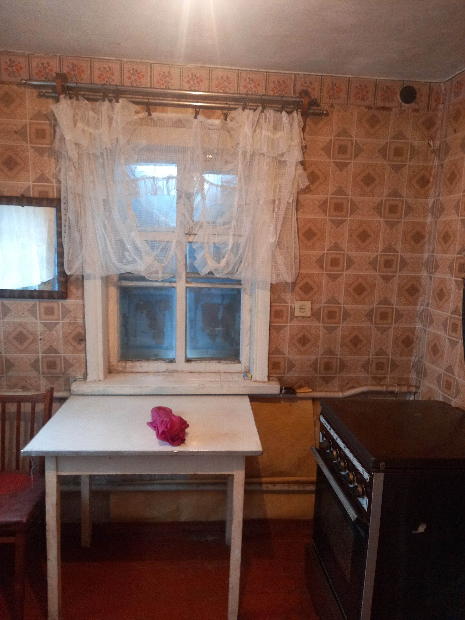 Продам будинок на червоній лінії вул.Сучкова