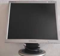 Monitor Samsung VGA 17 barato