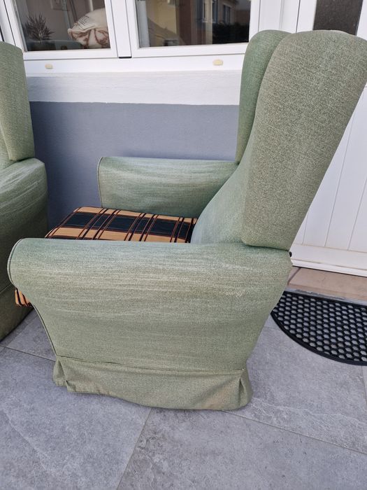 Poltronas verdes para estofar