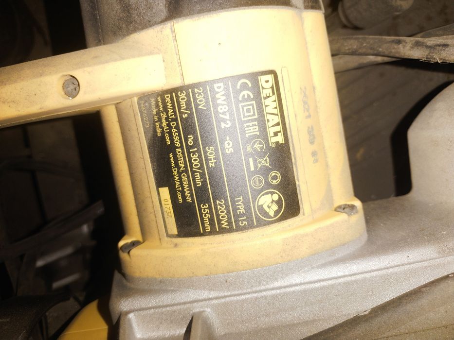 Sprzedam przecinarkę do metalu dewalt