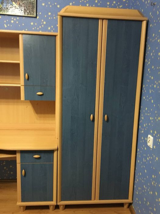 Комплект дитячих меблів