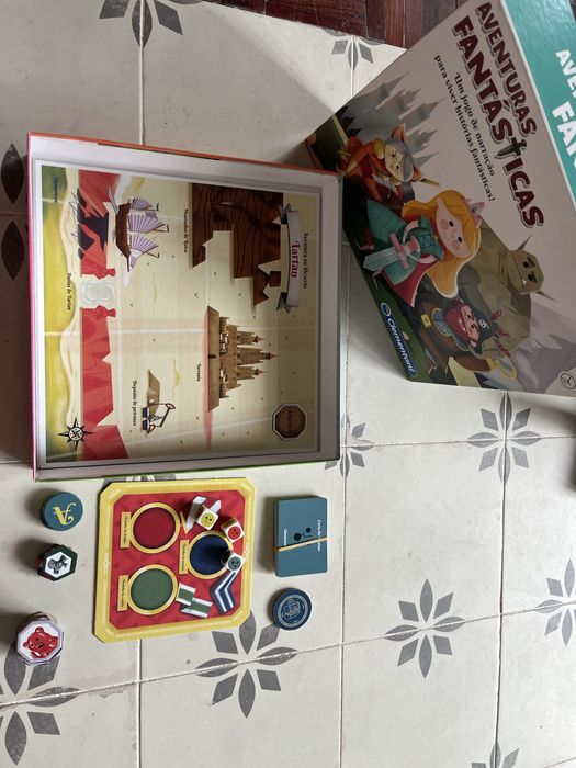 Vendo jogo tabuleiro - Aventuras Fantasticas