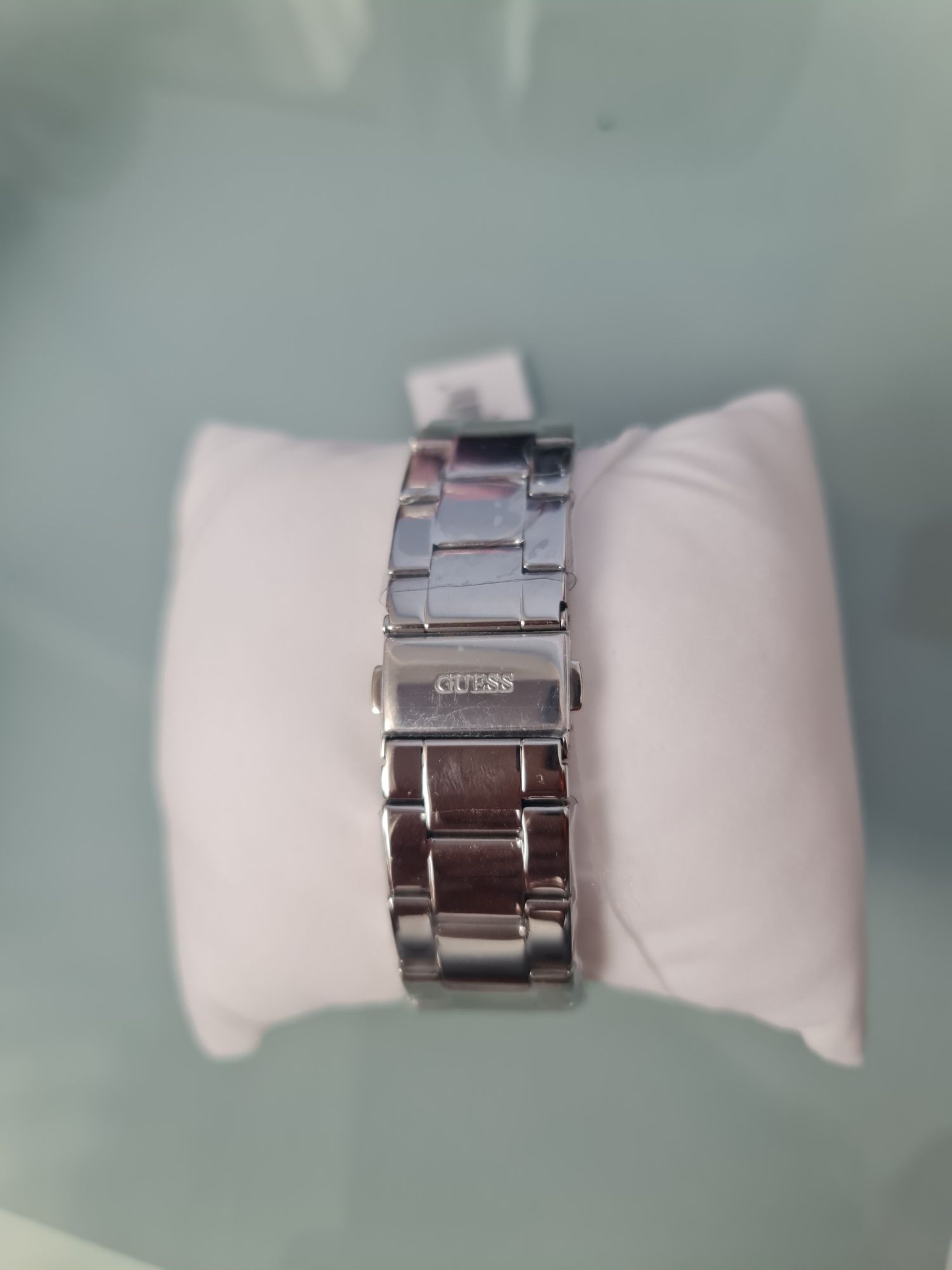 Relógio de quartzo em aço G Mix GUESS Tam. Unico - Prateado - NOVO
Com