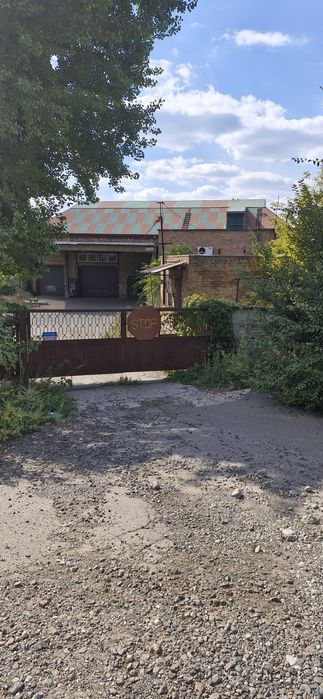 Здається бокс в оренду на Гданцівці