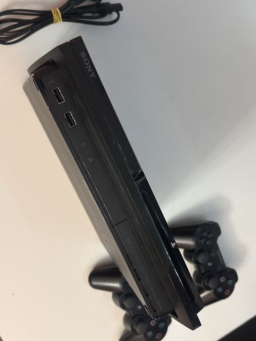Игровая консоль Playstation 3 slim (PS3)