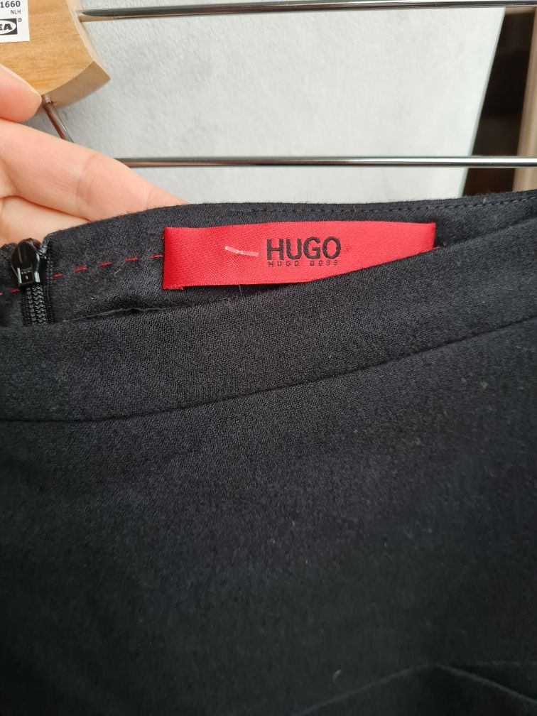Wełniana spódnica HUGO boss czarna 38/M elegancka świąteczna na święta