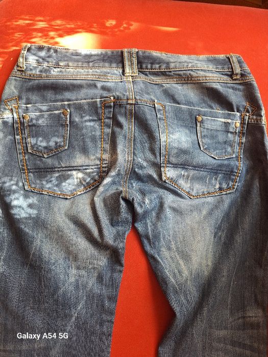 Spodnie  jeansy  rozm. 36/50