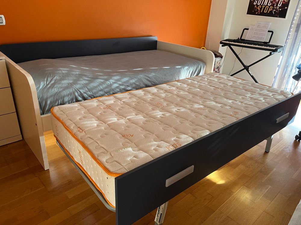 Cama de Solteiro elevatória Dupla Boas Condicões