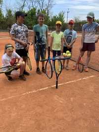 Тренерування з тенісу для дітей