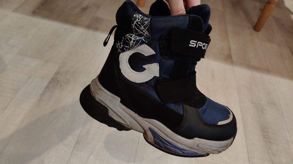 Зимові ботинки на хлопчика 30 розмір.Зимние ботинки на мальчика 18,5см