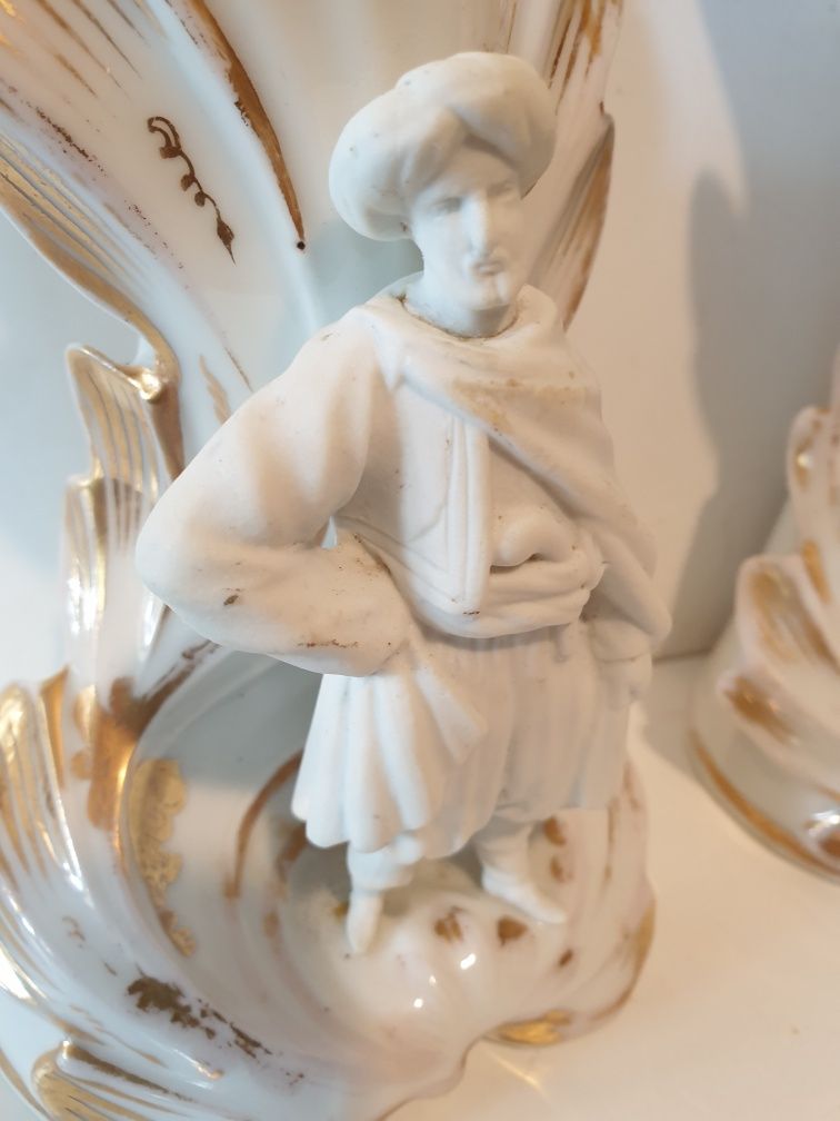 Par de fantásticos castiçais em porcelana antigo París