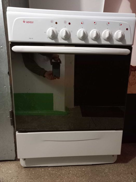 Електроплита "gefest"