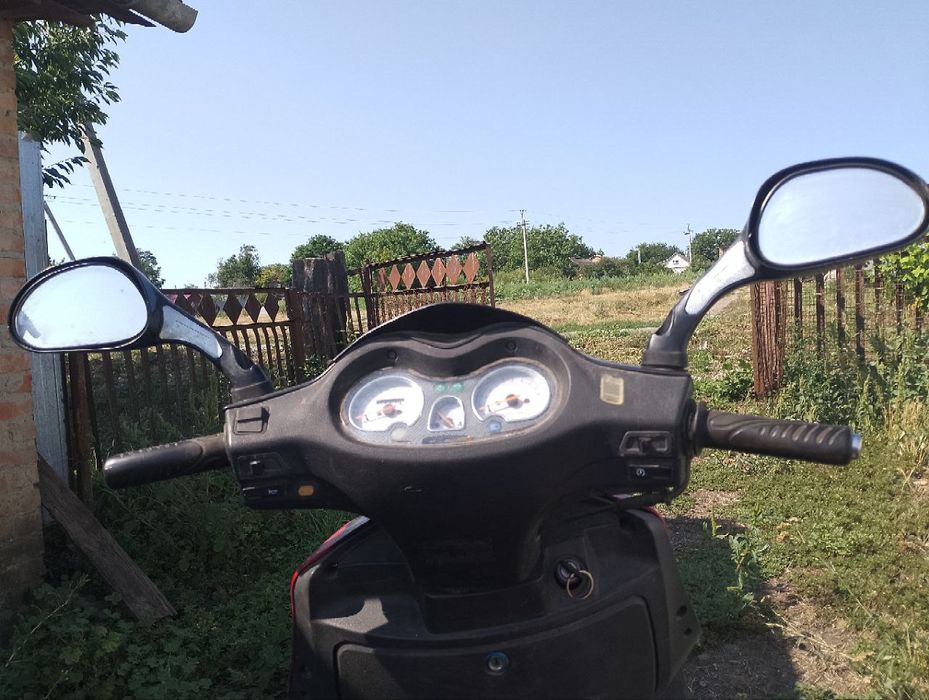 Продам скутер сузукі Viber storm 50