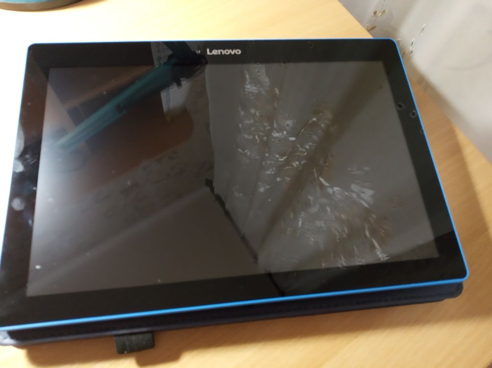 Планшет Lenovo tab 10 TBX103F