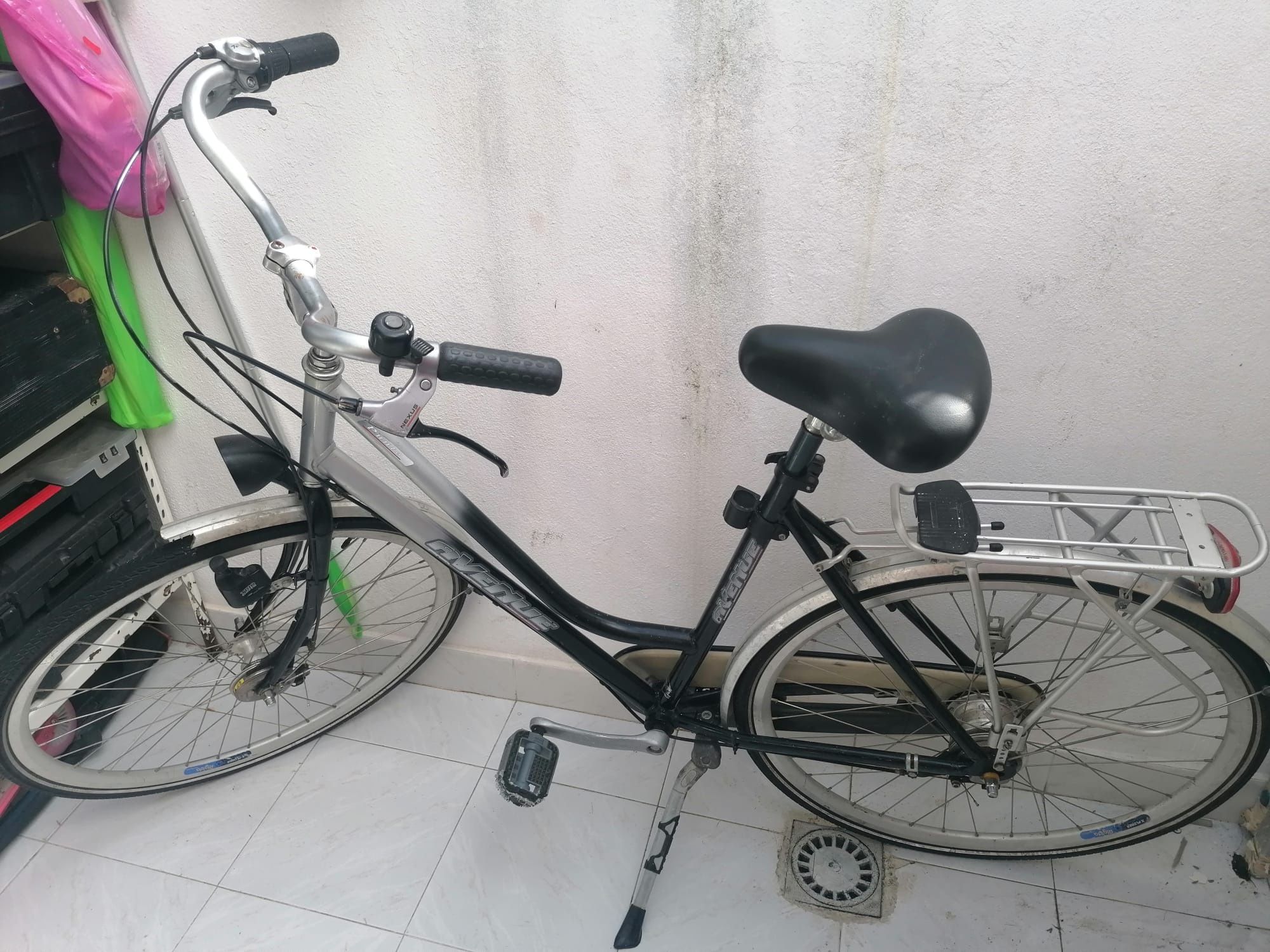 Excelente bicicleta para senhora