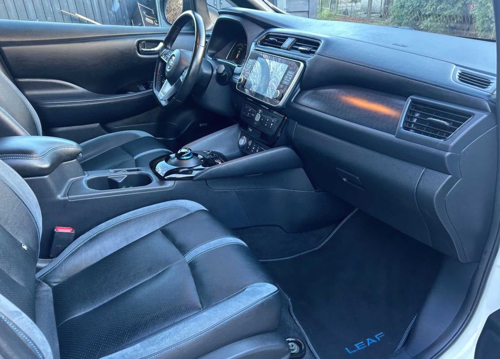 2020 Nissan Leaf
