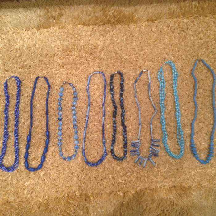 Conjunto de colares azuis