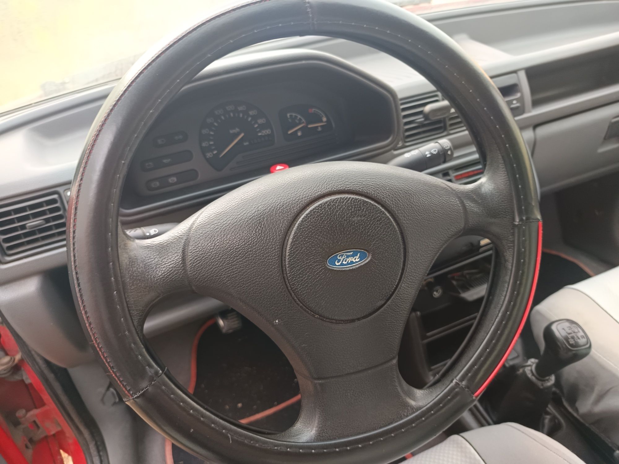 Ford fiesta ano 92