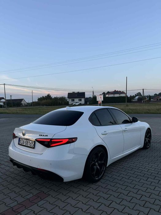Alfa Romeo Giulia Sport RWD