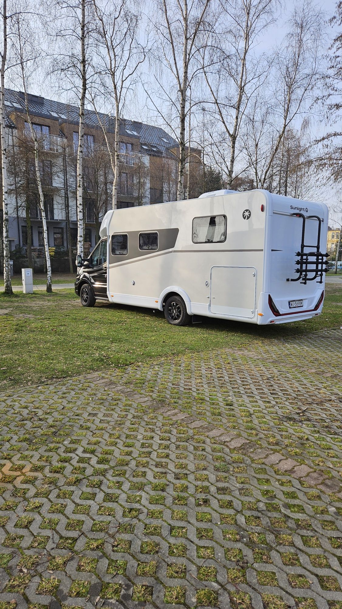 WYNAJEM  Kamper Sunlight T690
