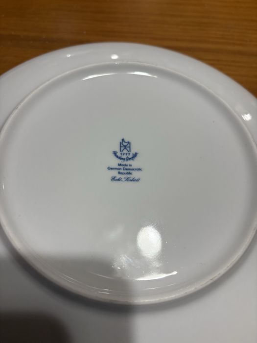 Porcelana Henneberg 6 talerzy obiadowych 23 cm kobalt