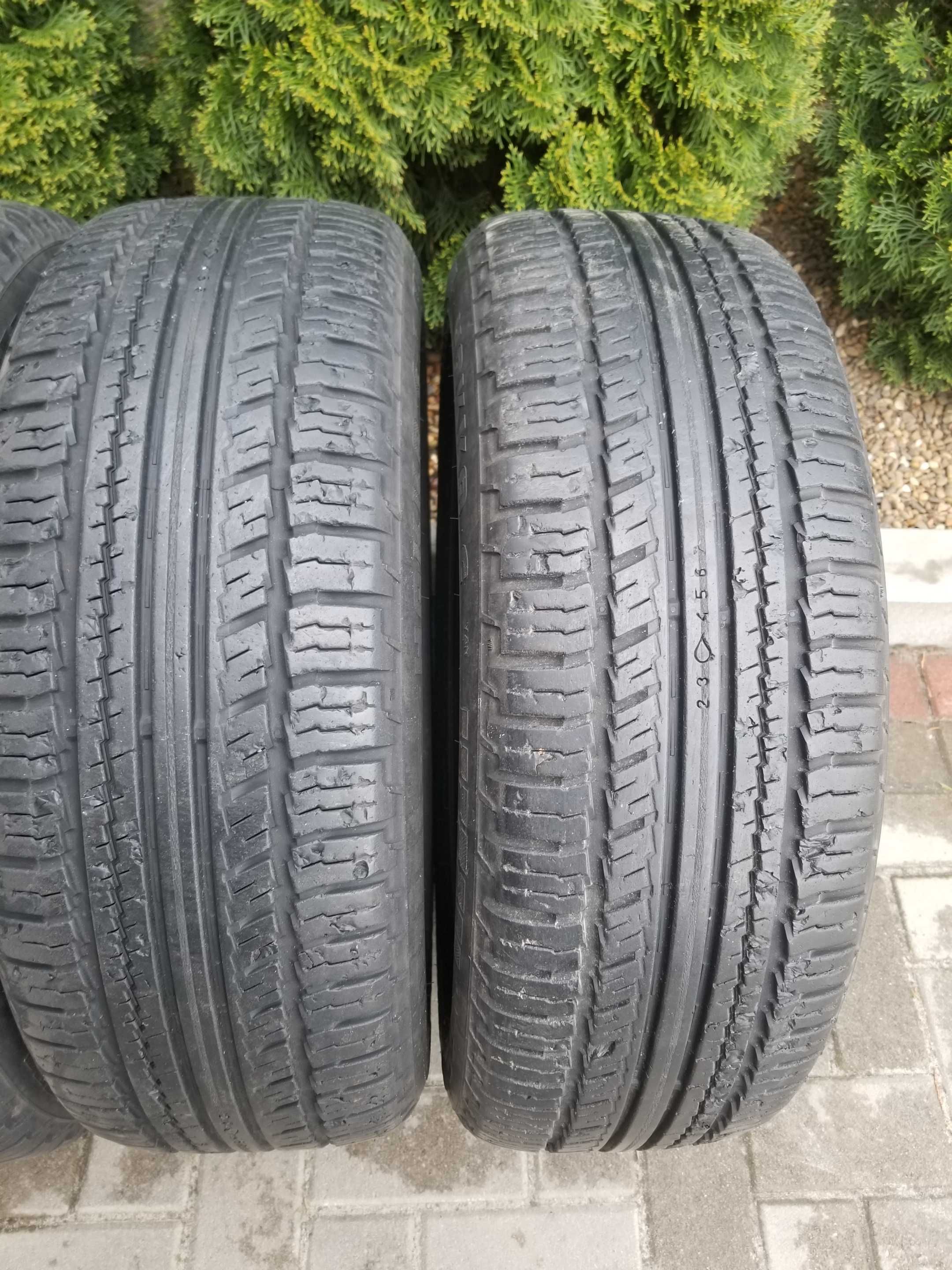 Шини літні б/у 215/60 R17C Nokian Hakka C