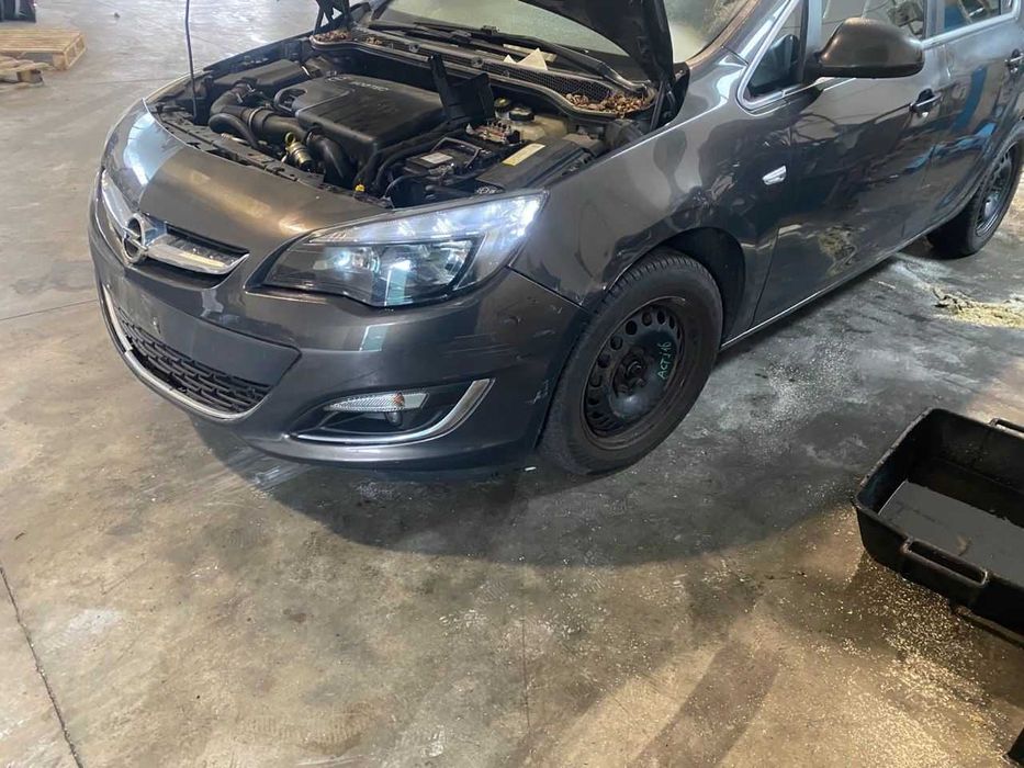 Розборка, шрот, запчастини Opel Astra J Hatchbak A17DTC
