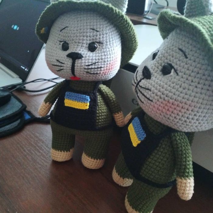 ігграшка котик ЗСУ ручної роботи