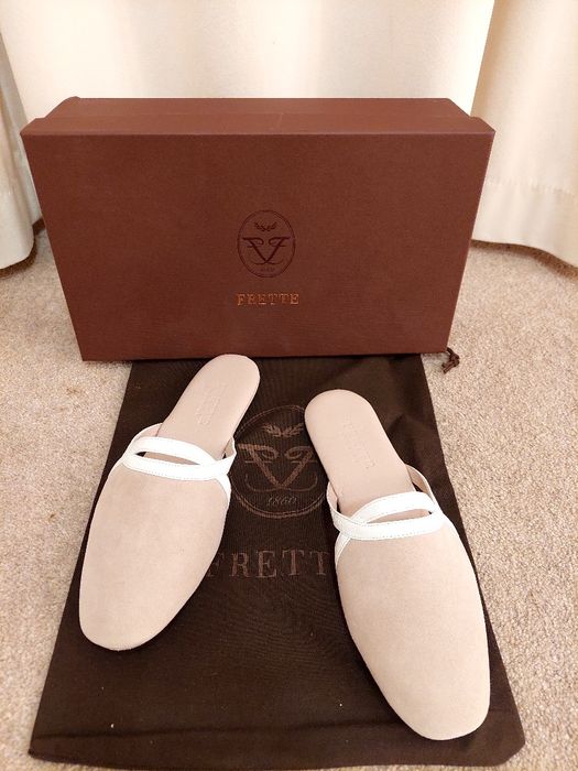 Замшеві кімнатні шльопанці Frette