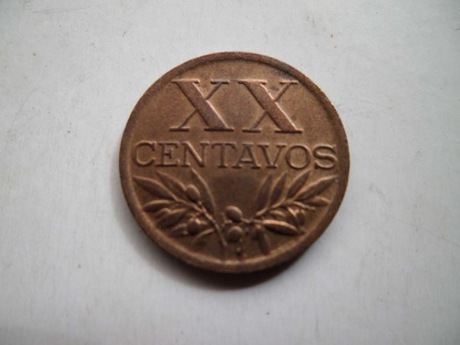 Moeda da Republica Portuguesa: XX Centavos , ano 1949