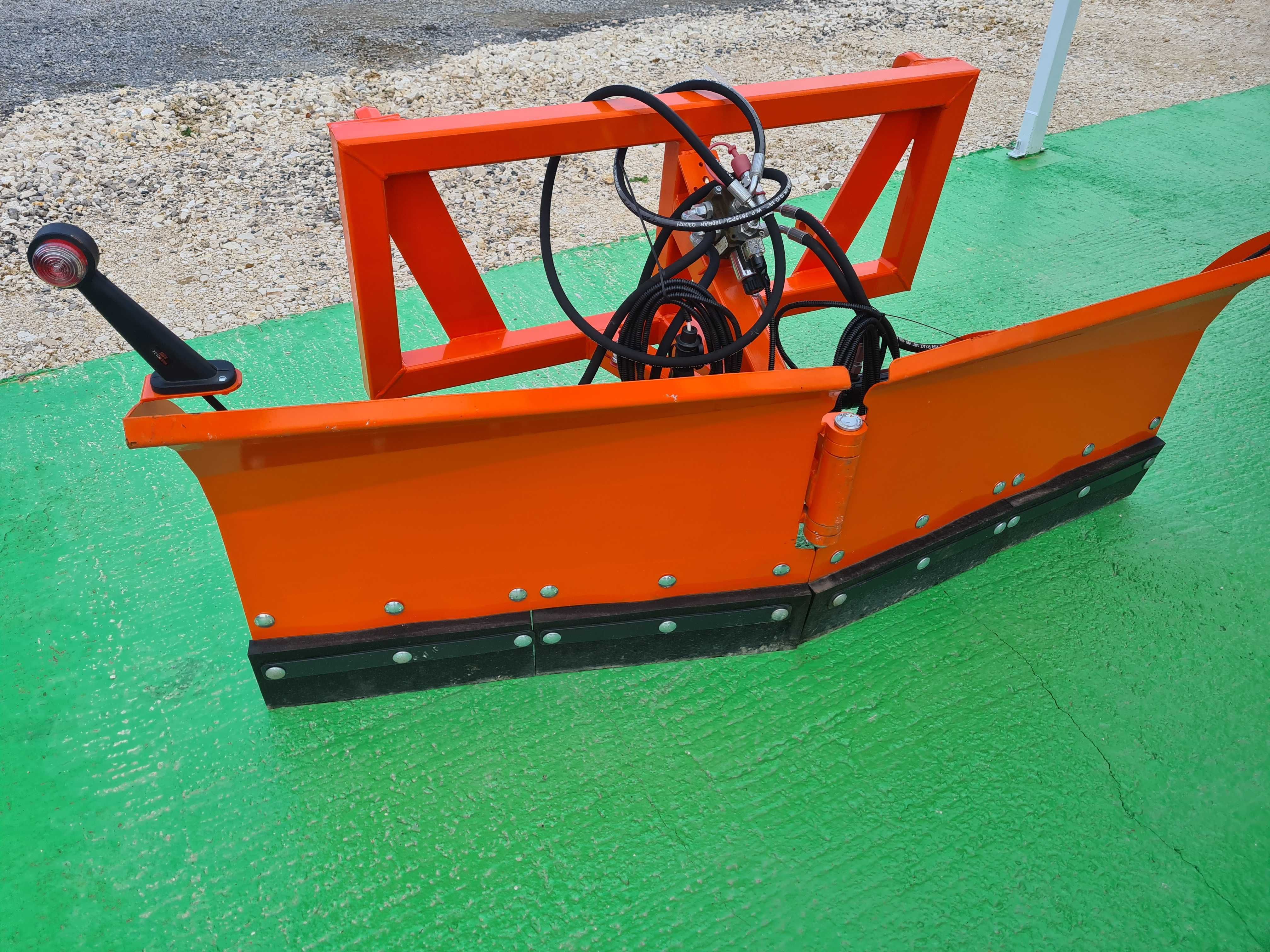 PŁUG ŚNIEŻNY I lub > euro/tuz/sms/tłok/wózek wid. C-330 C-360(P) ZETOR