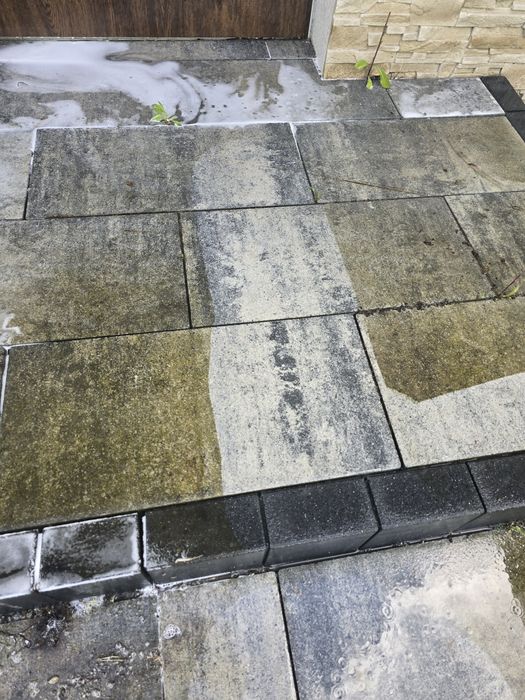 Mycie, czyszczenie kostki brukowej, ogrodzeń, budynków, placów zabaw..