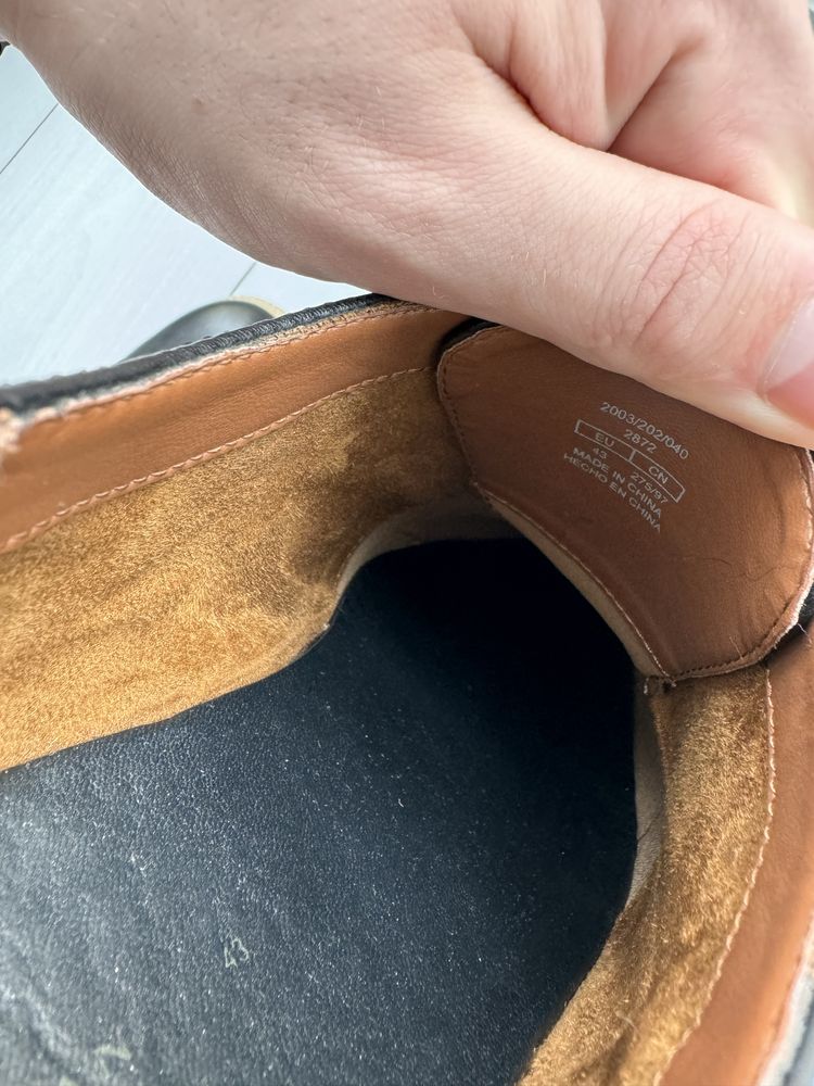 Чоловічі туфлі Zara
