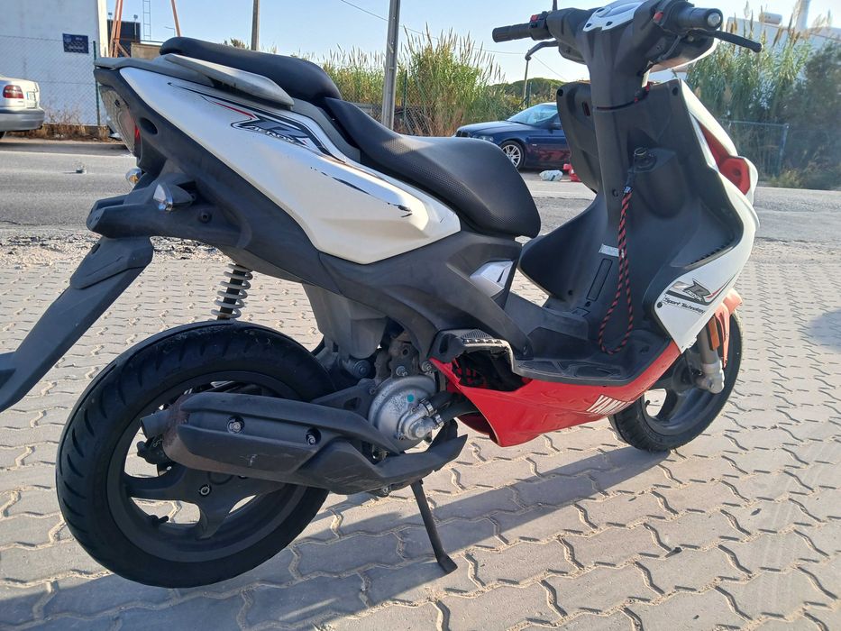 Yamaha Aerox (2 tempos)