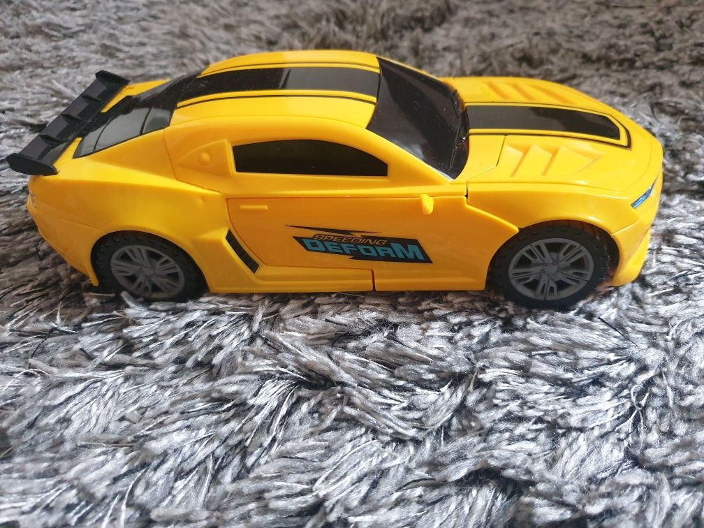 Transformers SPEEDING DEFORM 2 w 1 auto robot