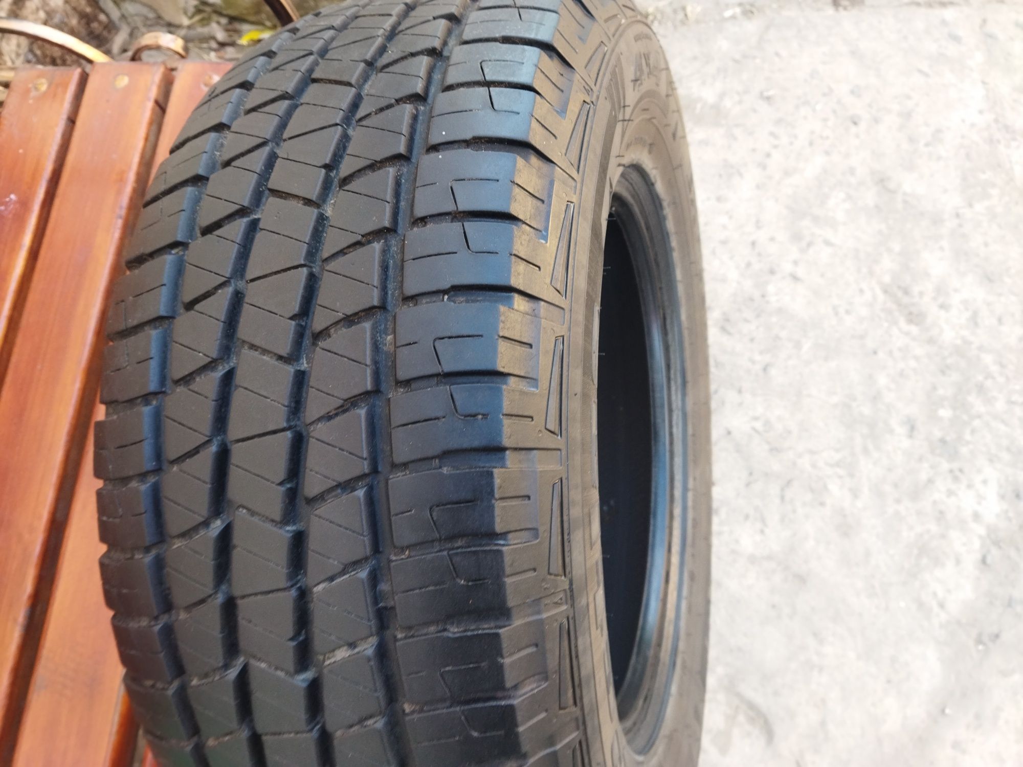 АвтоШини 265/65 R17 (стан нових)