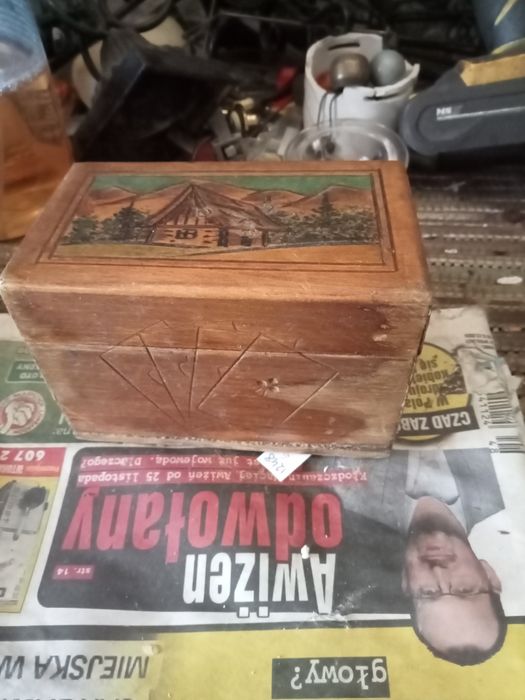 Szkatułka drewniana na karty do gry
